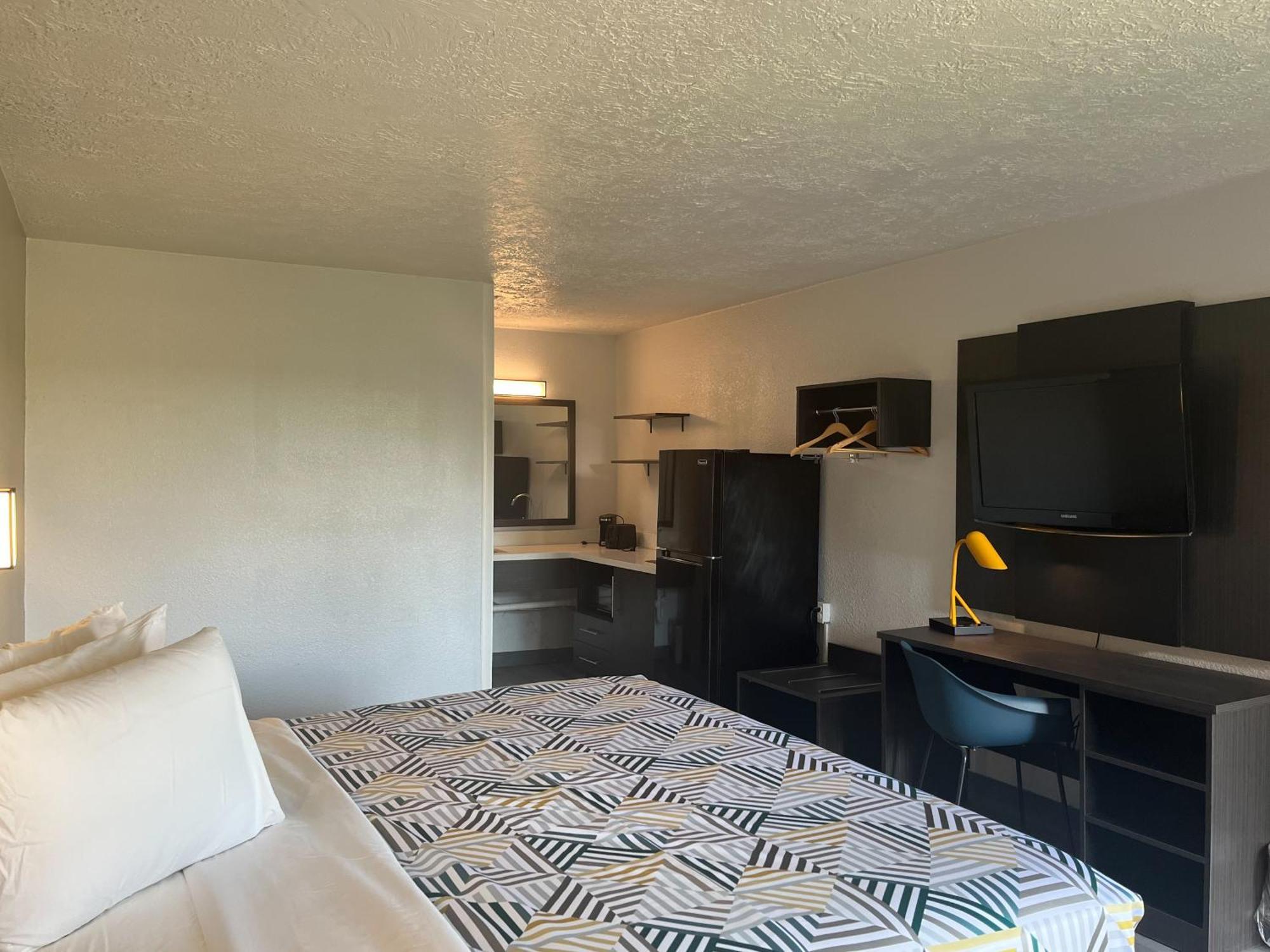 Studio 6 Lake Jackson, Tx Hotel 2*